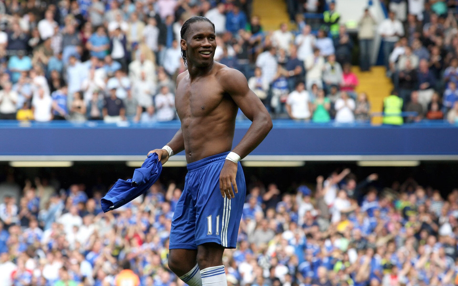 开云体育在线登入-LOL精彩操作让玩家热血沸腾，lol精彩操作集锦怎么录制